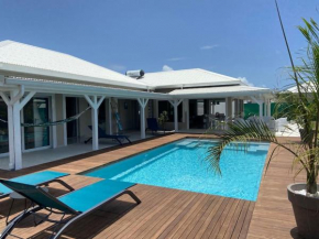 Villa Maeva ( Villa + piscine de haut standing).